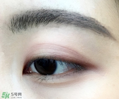 anastasia眼影多少錢？anastasia眼影試色專柜價(jià)格
