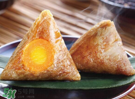 蛋黃粽子的蛋黃怎么弄？包粽子的蛋黃怎么處理？