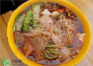 麻辣燙和冒菜有啥區(qū)別？麻辣燙和冒菜哪個(gè)好吃？