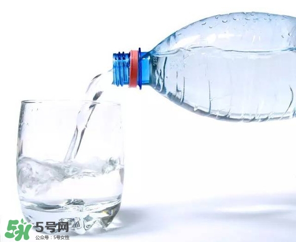 30天不喝飲料，妹子的對比照令人震驚 喝白開水的好處