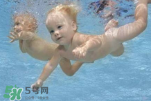 寶寶游泳可以長(zhǎng)高嗎？游泳能讓寶寶長(zhǎng)高嗎？
