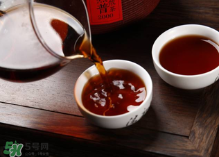 普洱茶發(fā)霉了怎么處理？普洱茶發(fā)霉了還能喝嗎？