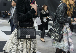 chanel leboy包包正品多少錢(qián)？香奈兒leboy專柜價(jià)格