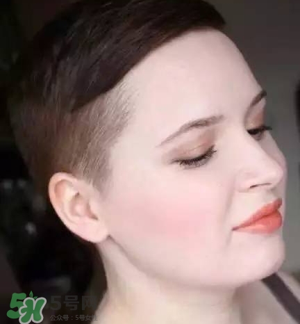 嬌蘭金管口紅怎么樣？嬌蘭金管限量口紅價格