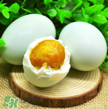 端午節(jié)為什么要吃綠豆糕？端午節(jié)為什么要吃鴨蛋？