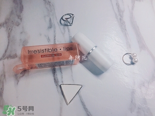 espie rouge唇膏多少錢？ES蘆薈維他命E潤唇膏價格