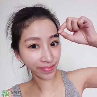 眉膠怎么用？眉膠正確方法圖解
