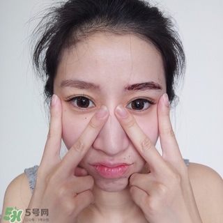 眉膠怎么用？眉膠正確方法圖解