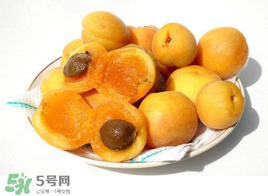 杏和荔枝能一起吃嗎？杏和荔枝一起吃會(huì)中毒嗎？