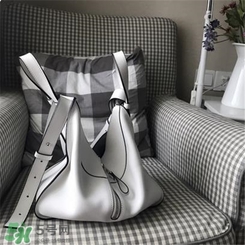 loewe hammock尺寸多大？羅意威吊床包有幾個尺寸？