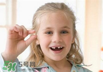 兒童換牙可以吃鈣片嗎?兒童換牙吃什么好？
