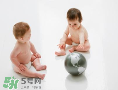 夏天寶寶出生該準(zhǔn)備什么？夏季待產(chǎn)包的特點(diǎn)