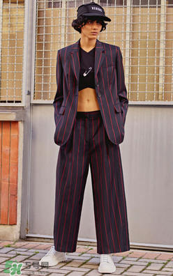 versus versace2018早春度假系列衣服款式有哪些_好看嗎？
