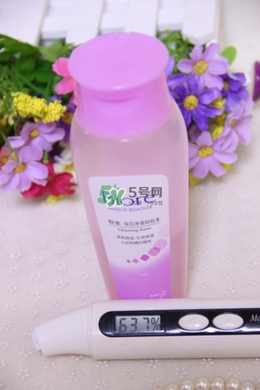 碧柔卸妝水和卸妝乳哪個(gè)好？碧柔卸妝水和卸妝乳選擇