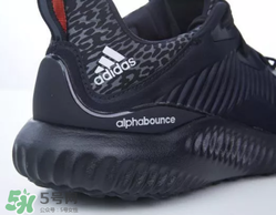 adidas alphabounce上腳怎么樣？阿迪達斯阿爾法小椰子測評
