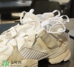 2018vetements reebok pump最新聯(lián)名運動鞋什么樣_好看嗎？