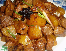 狗肉可以和土豆一起吃嗎？狗肉和土豆能一起吃嗎？