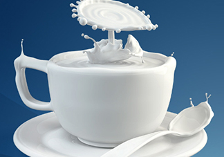 胃脹氣可以喝牛奶嗎？胃脹氣喝牛奶會(huì)怎樣？