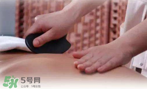 刮痧刮出來(lái)的痧是什么？刮痧出來(lái)的痧是臟血嗎