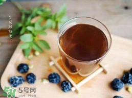 酸梅湯不能和什么一起吃？酸梅湯和什么食物相克？