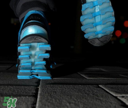 adidas刀鋒戰(zhàn)士怎么樣？阿迪達(dá)斯刀鋒戰(zhàn)士測評