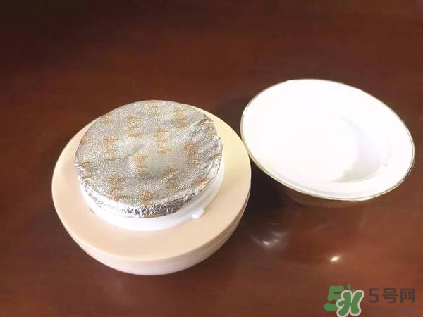 郁美凈粉底霜怎么樣？郁美凈粉底霜色號試色