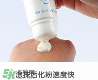 液體爽身粉怎么用？液體爽身粉與普通爽身粉用法一樣嗎？