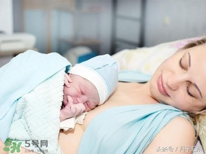早產(chǎn)兒的發(fā)育和正常嬰兒一樣嗎？早產(chǎn)兒發(fā)育會遲緩嗎？