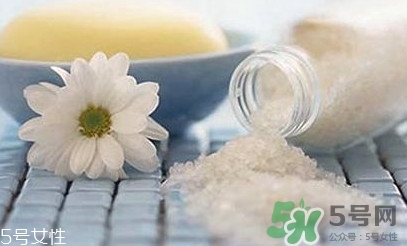 食鹽中的亞鐵氰化鉀是什么東西？亞鐵氰化鉀對身體有害嗎