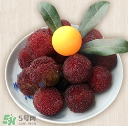 楊梅發(fā)霉了還能吃嗎？吃了發(fā)霉的楊梅會怎樣？