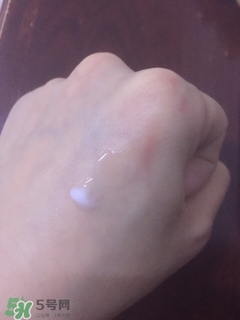 ahc眼霜怎么樣？ahc眼霜好用嗎