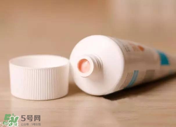 nair脫毛膏評(píng)測(cè)？nair脫毛膏保質(zhì)期
