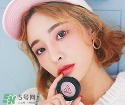 3concert eyes是什么牌子？3concert eyes是3ce嗎？