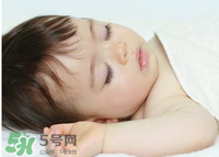 寶寶睡覺打鼾怎么回事？寶寶睡覺打鼾正常嗎？