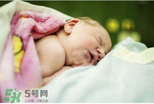 寶寶枕頭怎么選？寶寶枕頭什么樣的最好？