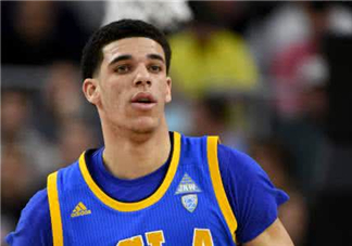 lonzo ball球哥2017湖人戰(zhàn)靴簽名球鞋多少錢？