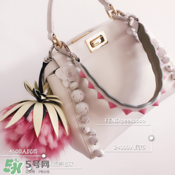 fendi小菠蘿毛球掛件多少錢？芬迪菠蘿毛球價(jià)格