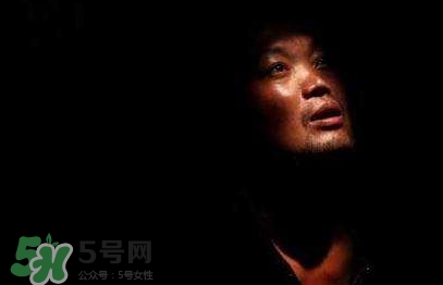 矽肺病和塵肺病哪個(gè)比較嚴(yán)重？矽肺病與塵肺病的區(qū)別
