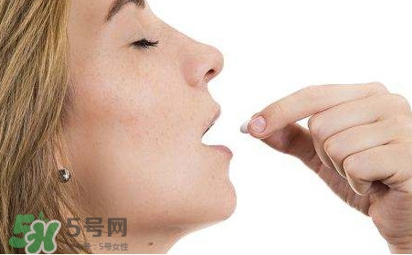 感冒藥和消炎藥能一起吃嗎？感冒藥吃多了會怎樣