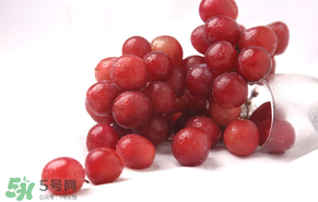 紅提變軟了還能吃嗎？紅提變軟是不是壞了？