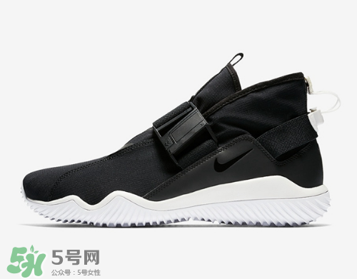 nikelab acg 07 kmtr機能運動鞋黑白配色多少錢？