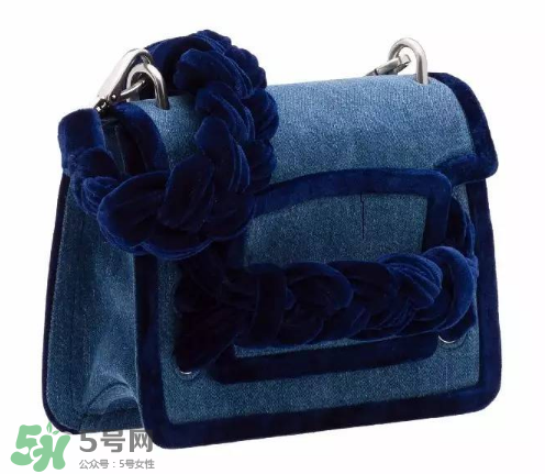 miumiu2017新款包包有哪幾個(gè)系列？miumiu新款包包介紹