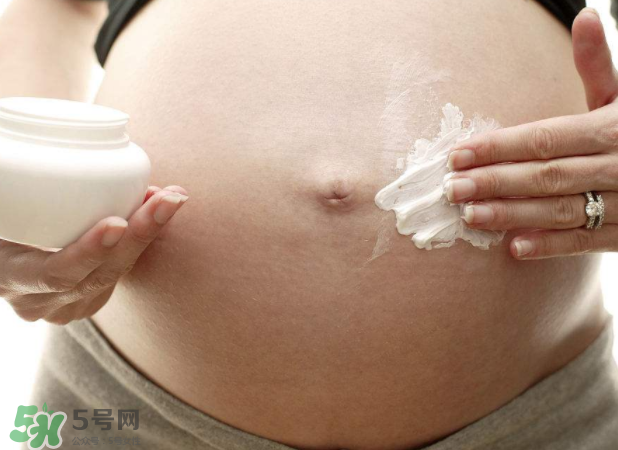 妊娠紋怎么長在大腿上了？妊娠紋會不會長在大腿上？