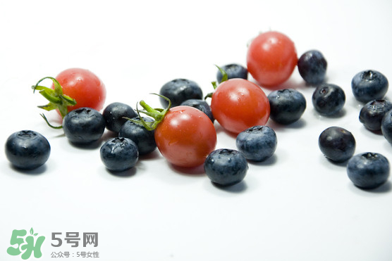 藍(lán)莓和番茄能一起吃嗎？藍(lán)莓和西紅柿能一起吃嗎？