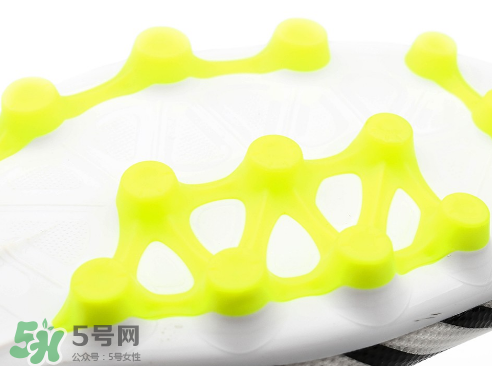 adidas nemeziz 17+怎么樣？阿迪達(dá)斯斑馬足球鞋測評