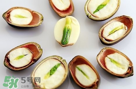 蓮子心怎么吃不會(huì)苦？蓮子心怎么泡水喝