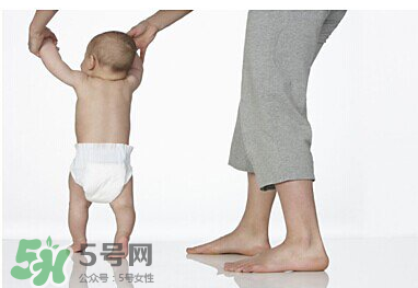 寶寶八字腳怎么矯正 寶寶八字腳可以矯正嗎？