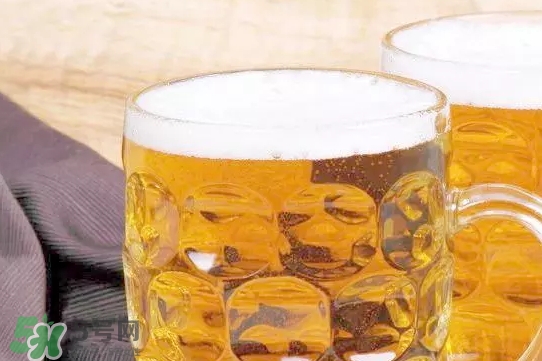 啤酒打開(kāi)了隔夜還能喝嗎？喝隔夜的啤酒有什么危害？