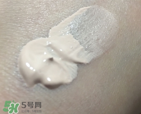 zeesea滾輪bb霜怎么樣？zeesea滾輪bb霜好用嗎