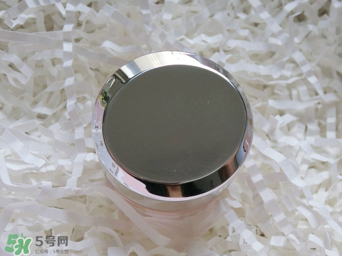 玉蘭油眼部素顏霜怎么用？玉蘭油眼部素顏霜使用方法